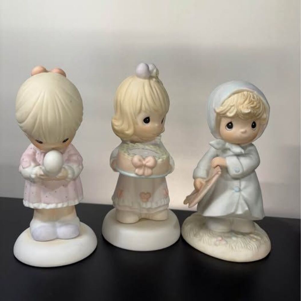 Porcelain Figurines Precious Moments